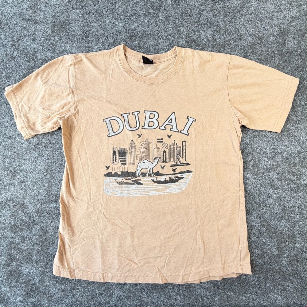 VBS T Shirt Mens Large Tan Dubai Burj Al Arab Beach Sea Boat Camel Graphic Print